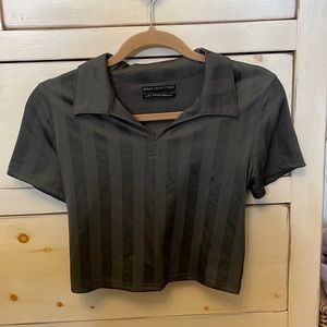 UO cropped shirt